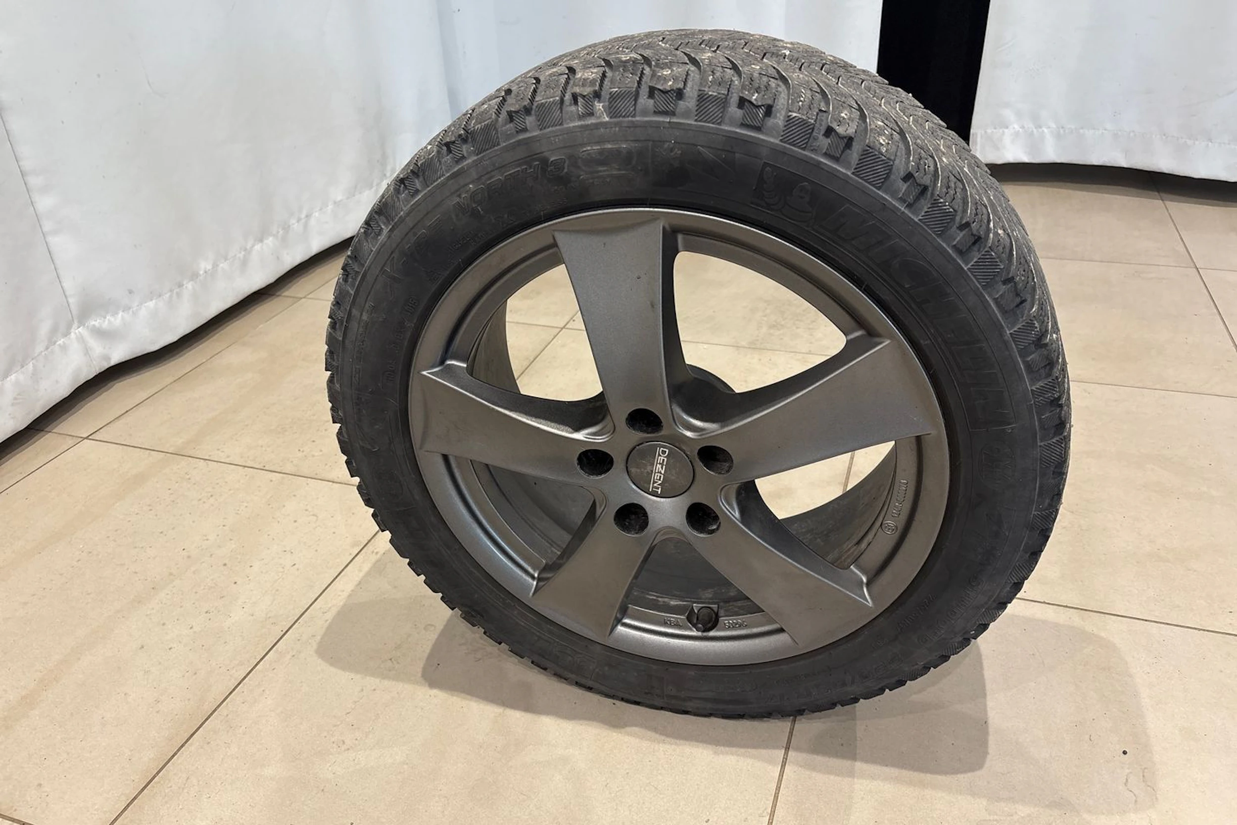met. musta Volkswagen T-Roc 2018 kuva 19.
