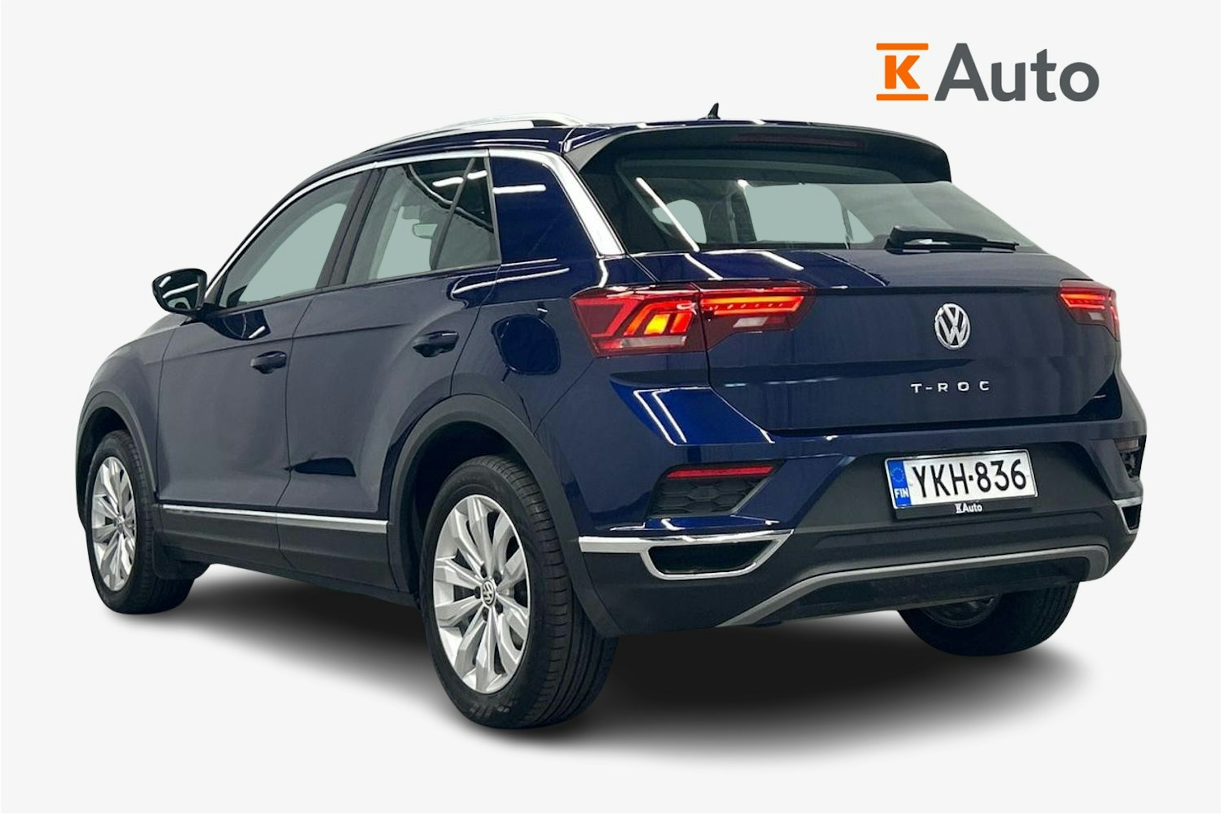 sininen Volkswagen T-Roc 2018 kuva 2.