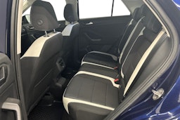 sininen Volkswagen T-Roc 2018 kuva 10.