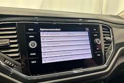 sininen Volkswagen T-Roc 2018 kuva 21.