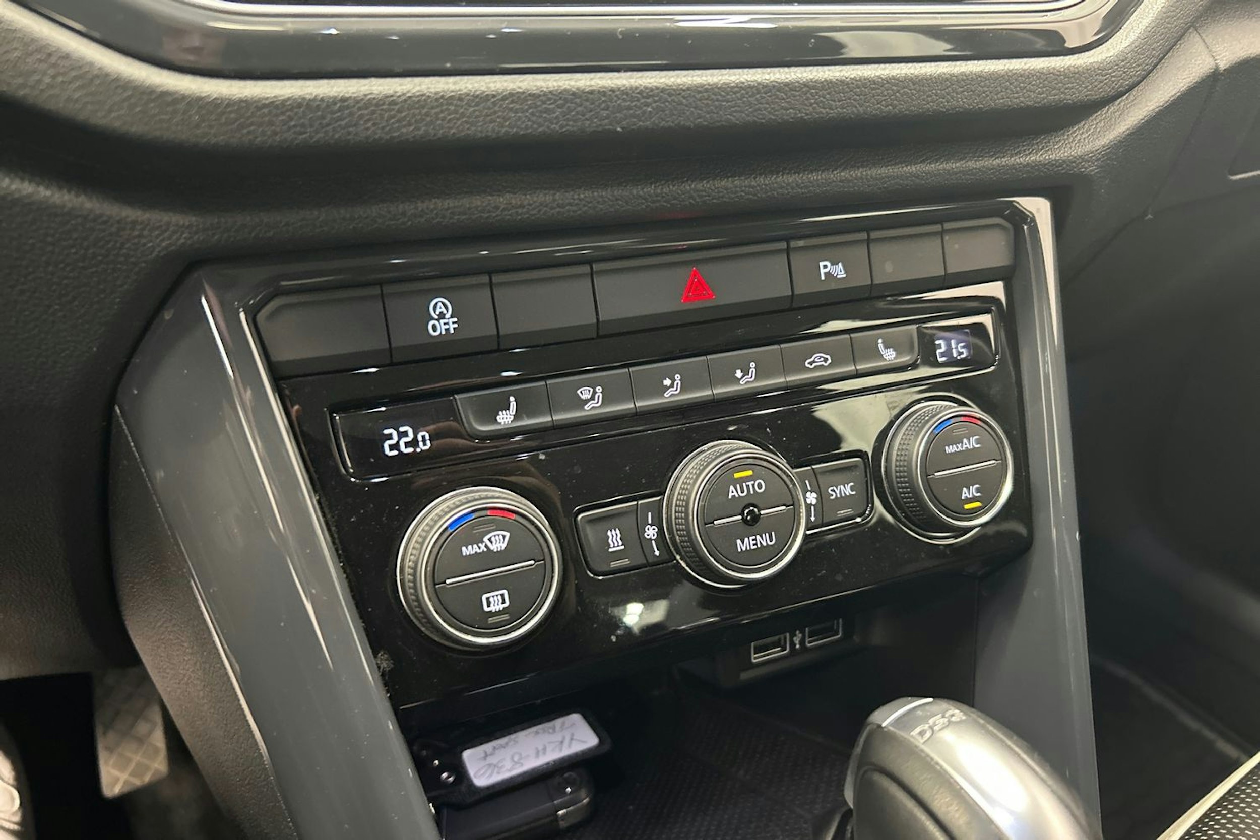 sininen Volkswagen T-Roc 2018 kuva 25.