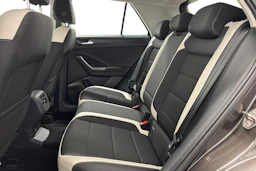 ruskea (beige) Volkswagen T-Roc 2018 kuva 8.