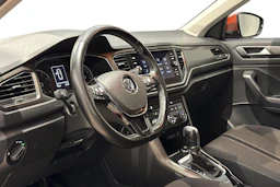 vihreä Volkswagen T-Roc 2018 kuva 6.