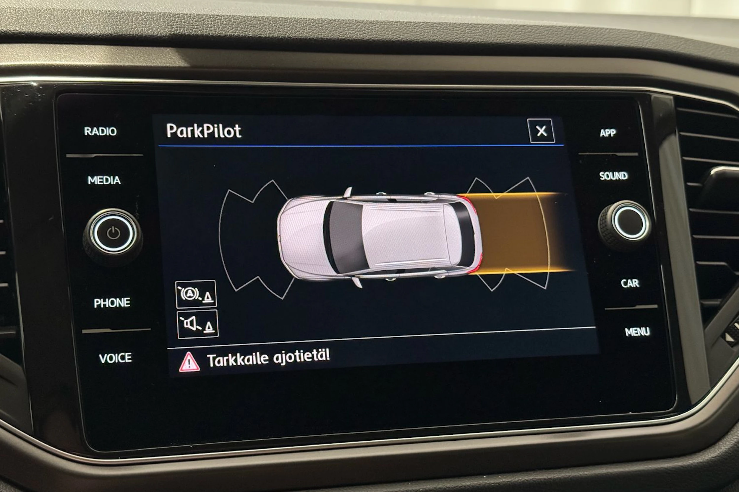 vihreä Volkswagen T-Roc 2018 kuva 19.