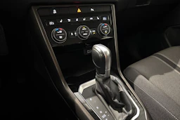 vihreä Volkswagen T-Roc 2018 kuva 23.