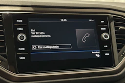 vihreä Volkswagen T-Roc 2018 kuva 25.