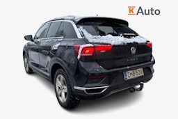 musta Volkswagen T-Roc 2018 kuva 2.