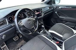 musta Volkswagen T-Roc 2018 kuva 3.