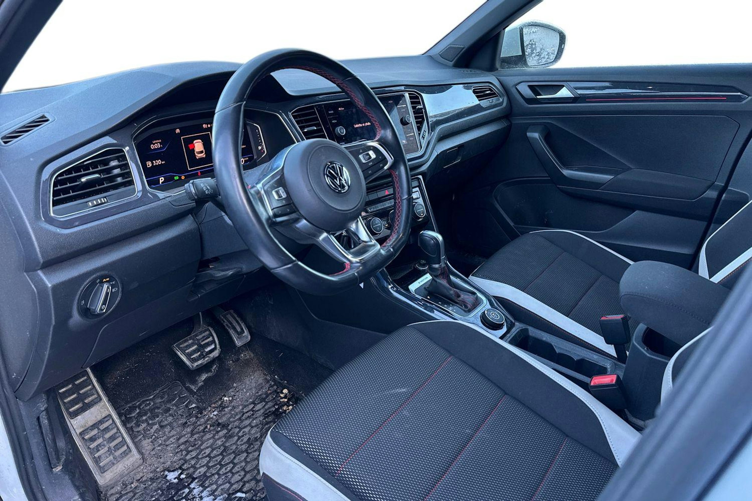 valkoinen Volkswagen T-Roc 2019 kuva 3.