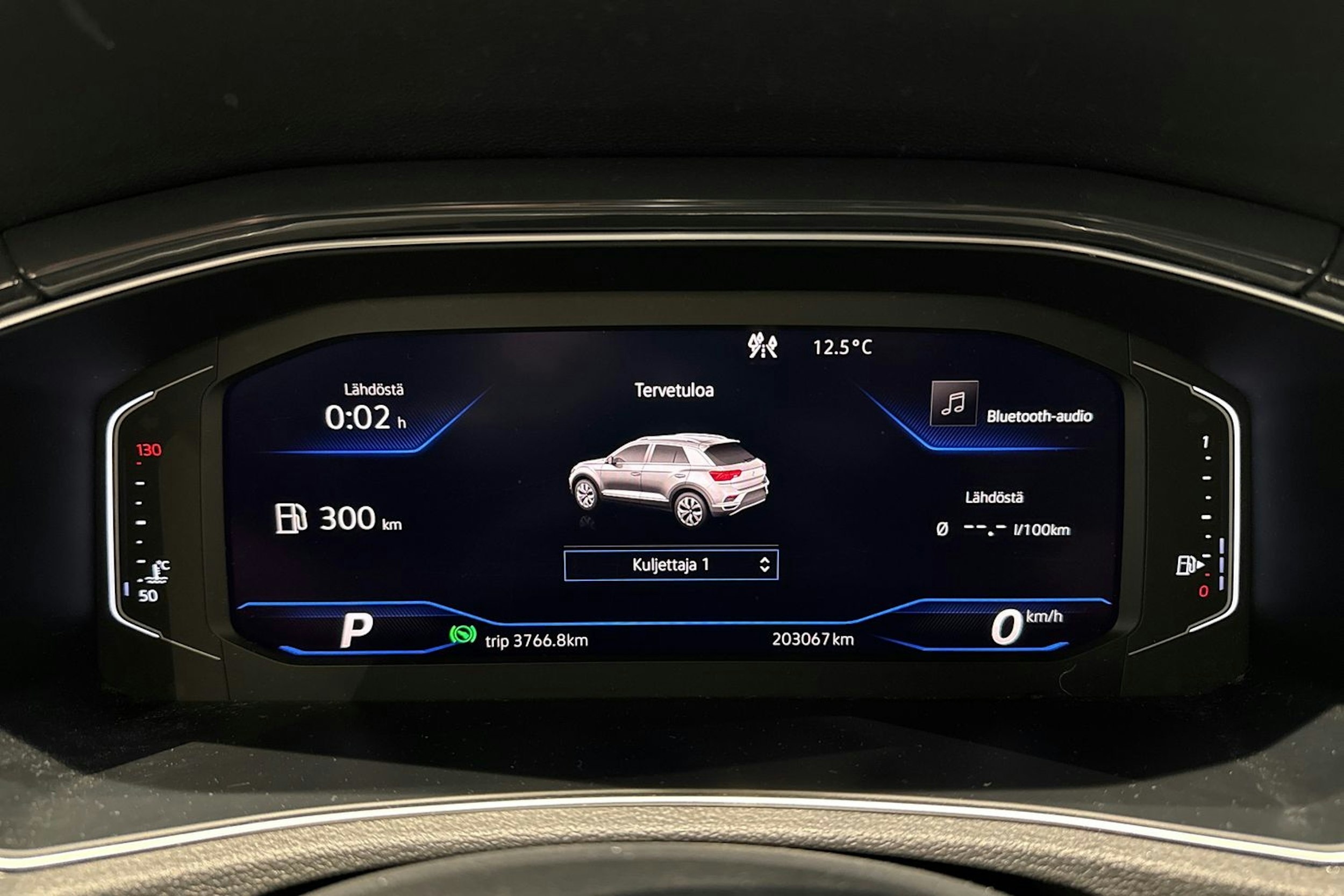 valkoinen Volkswagen T-Roc 2019 kuva 20.