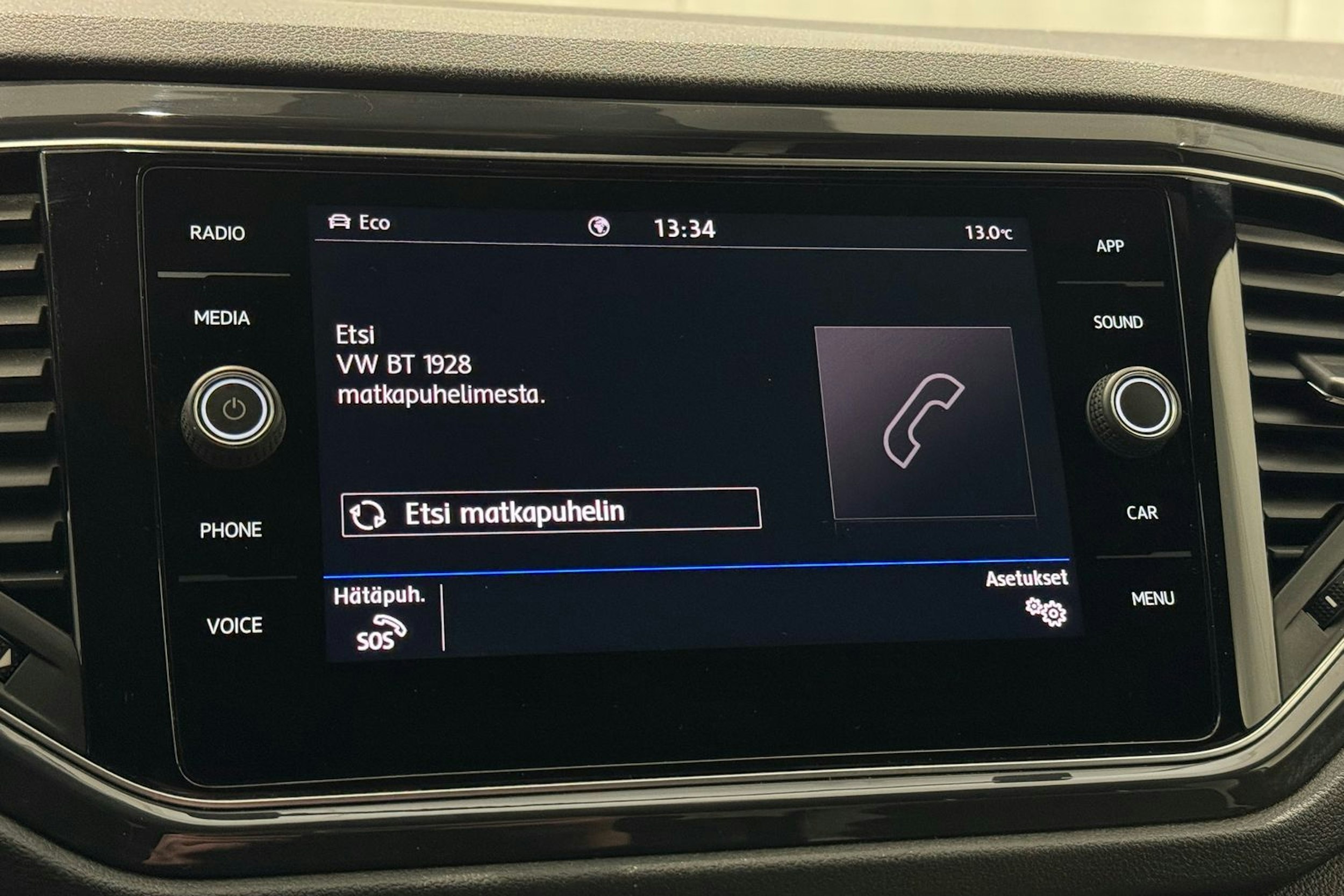 valkoinen Volkswagen T-Roc 2019 kuva 23.