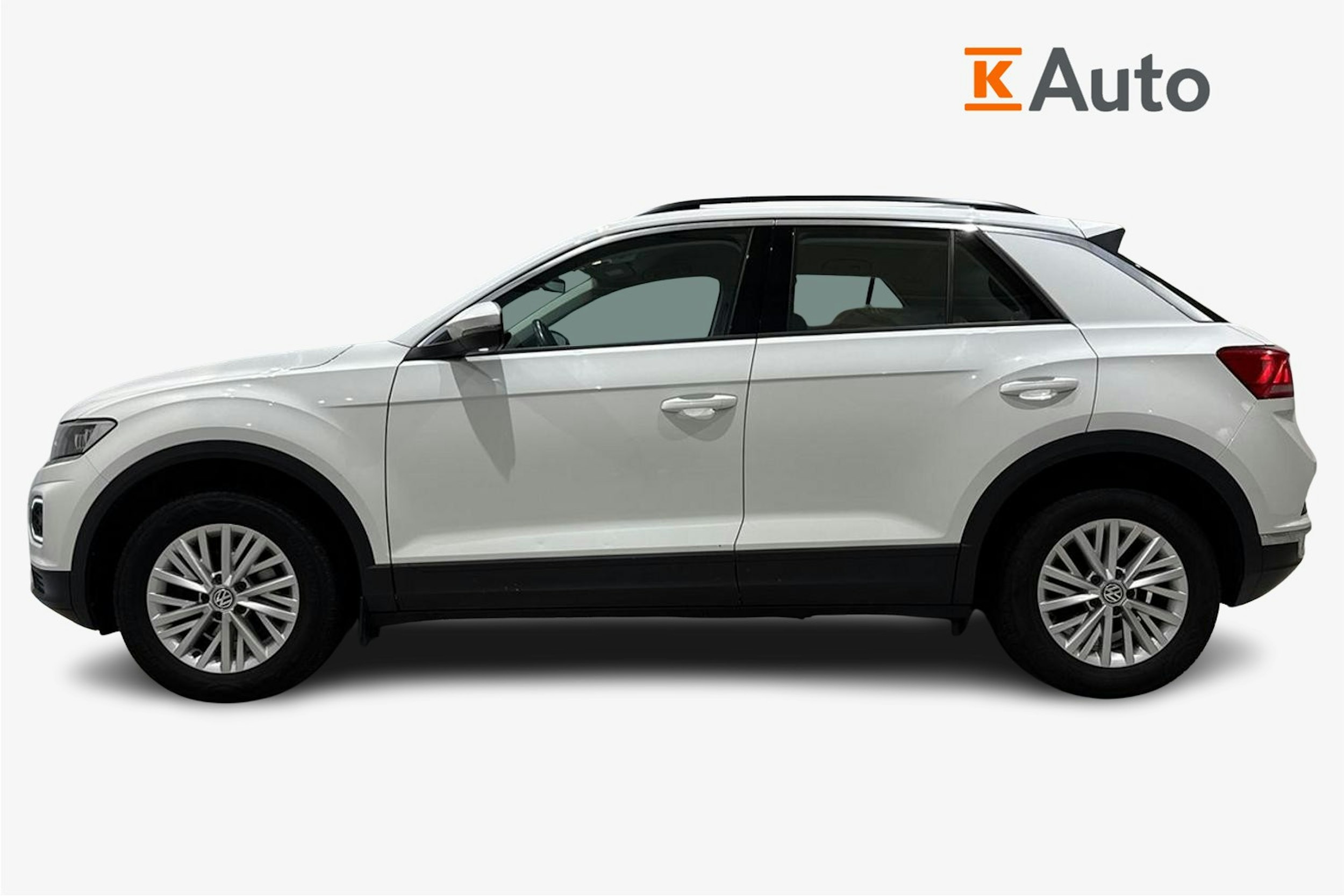 valkoinen Volkswagen T-Roc 2019 kuva 6.