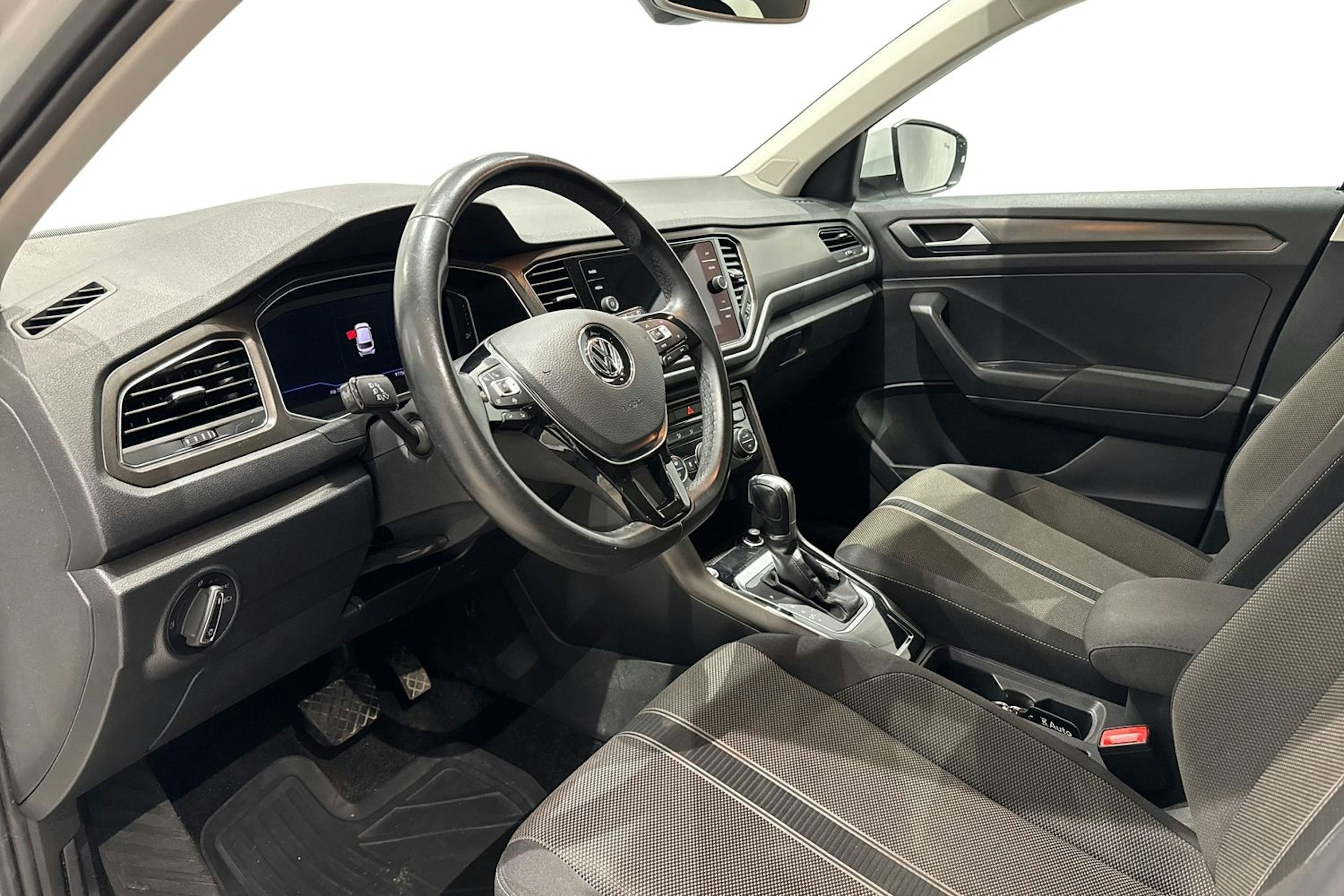 valkoinen Volkswagen T-Roc 2019 kuva 7.
