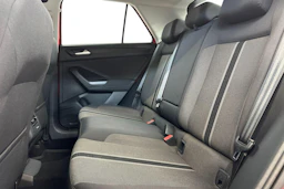 punainen Volkswagen T-Roc 2019 kuva 8.