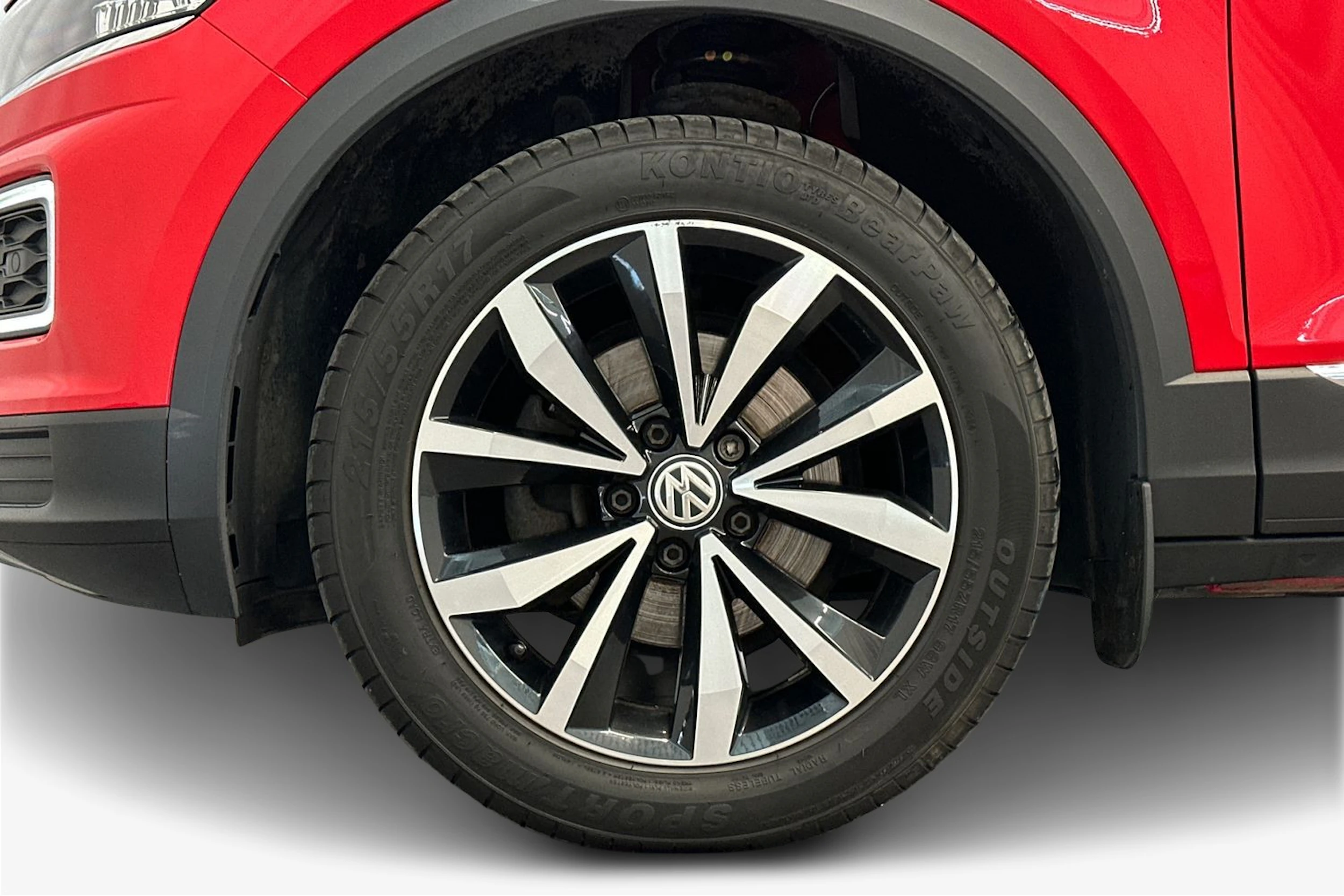 punainen Volkswagen T-Roc 2019 kuva 9.