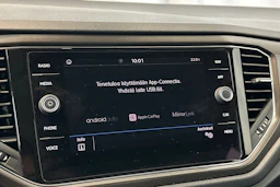 punainen Volkswagen T-Roc 2019 kuva 23.