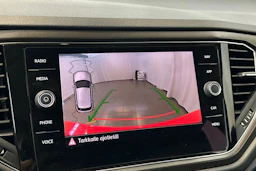 punainen Volkswagen T-Roc 2019 kuva 24.