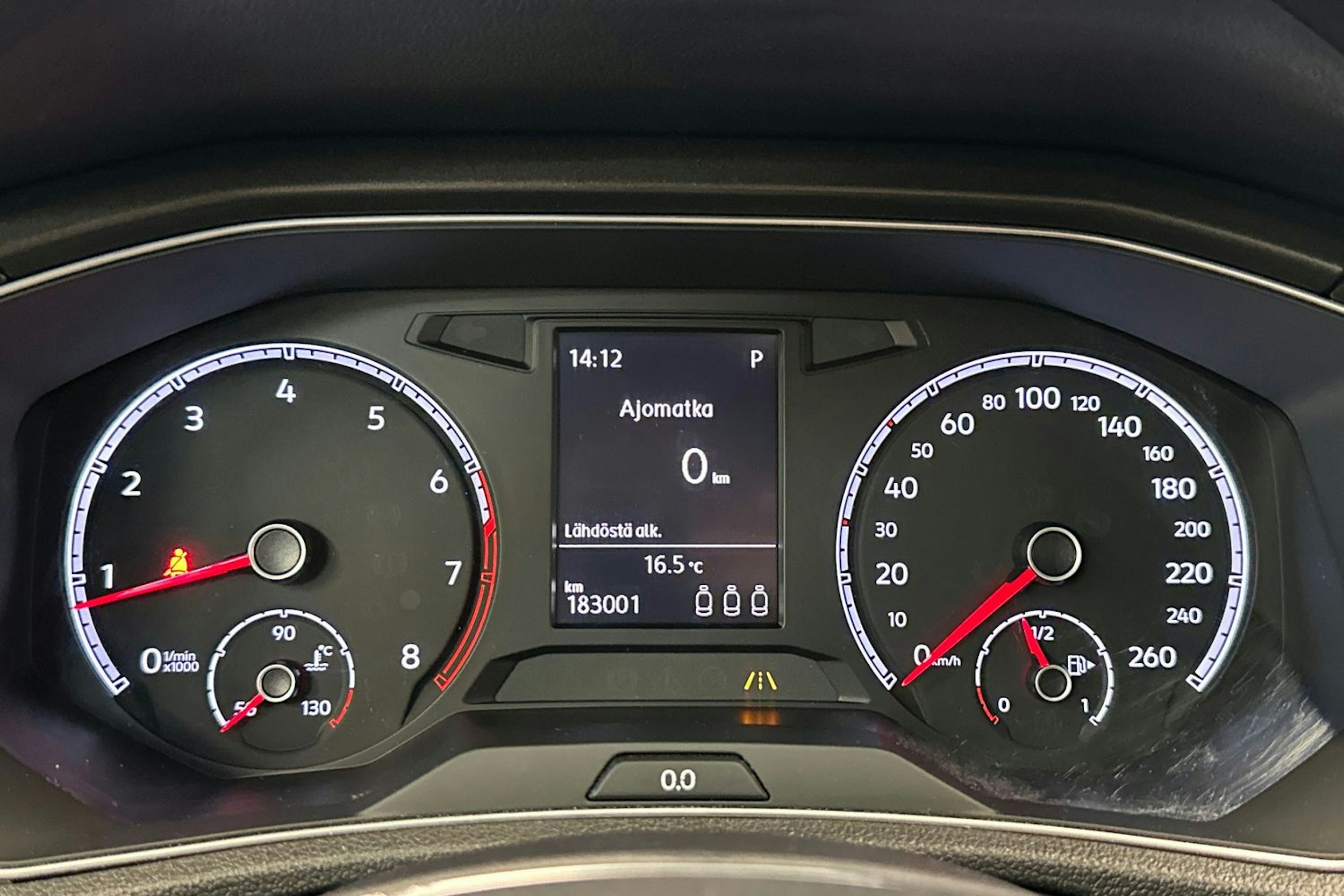 valkoinen Volkswagen T-Roc 2019 kuva 15.