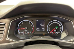 valkoinen Volkswagen T-Roc 2019 kuva 12.