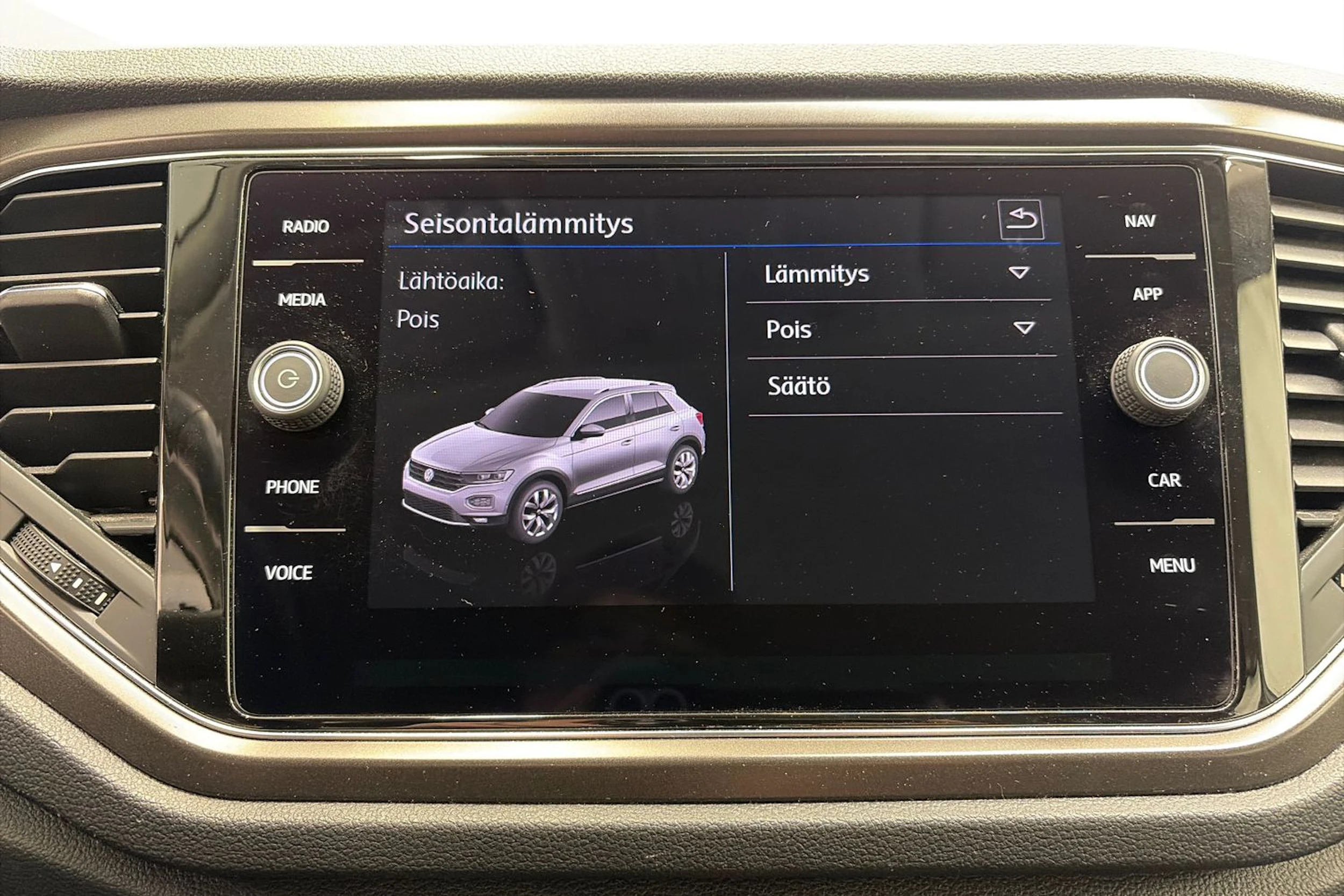 valkoinen Volkswagen T-Roc 2019 kuva 22.