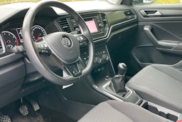 valkoinen Volkswagen T-Roc 2019 kuva 3.
