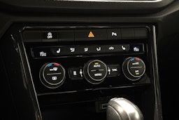 valkoinen Volkswagen T-Roc 2019 kuva 14.