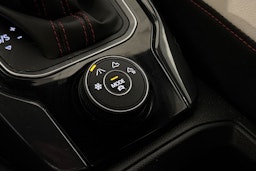 valkoinen Volkswagen T-Roc 2019 kuva 15.