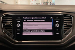 valkoinen Volkswagen T-Roc 2019 kuva 18.