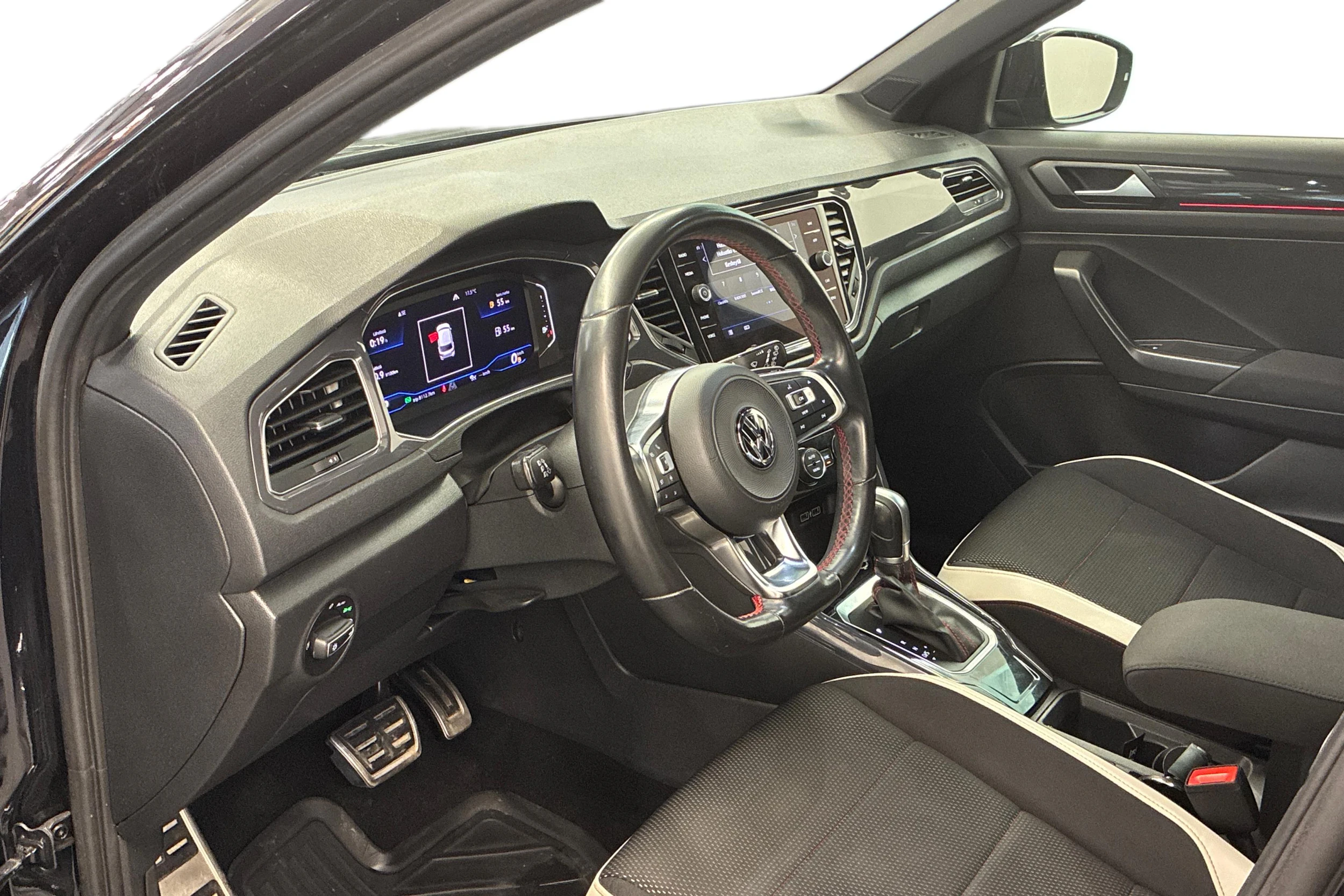 musta Volkswagen T-Roc 2019 kuva 6.