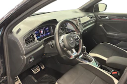 musta Volkswagen T-Roc 2019 kuva 6.