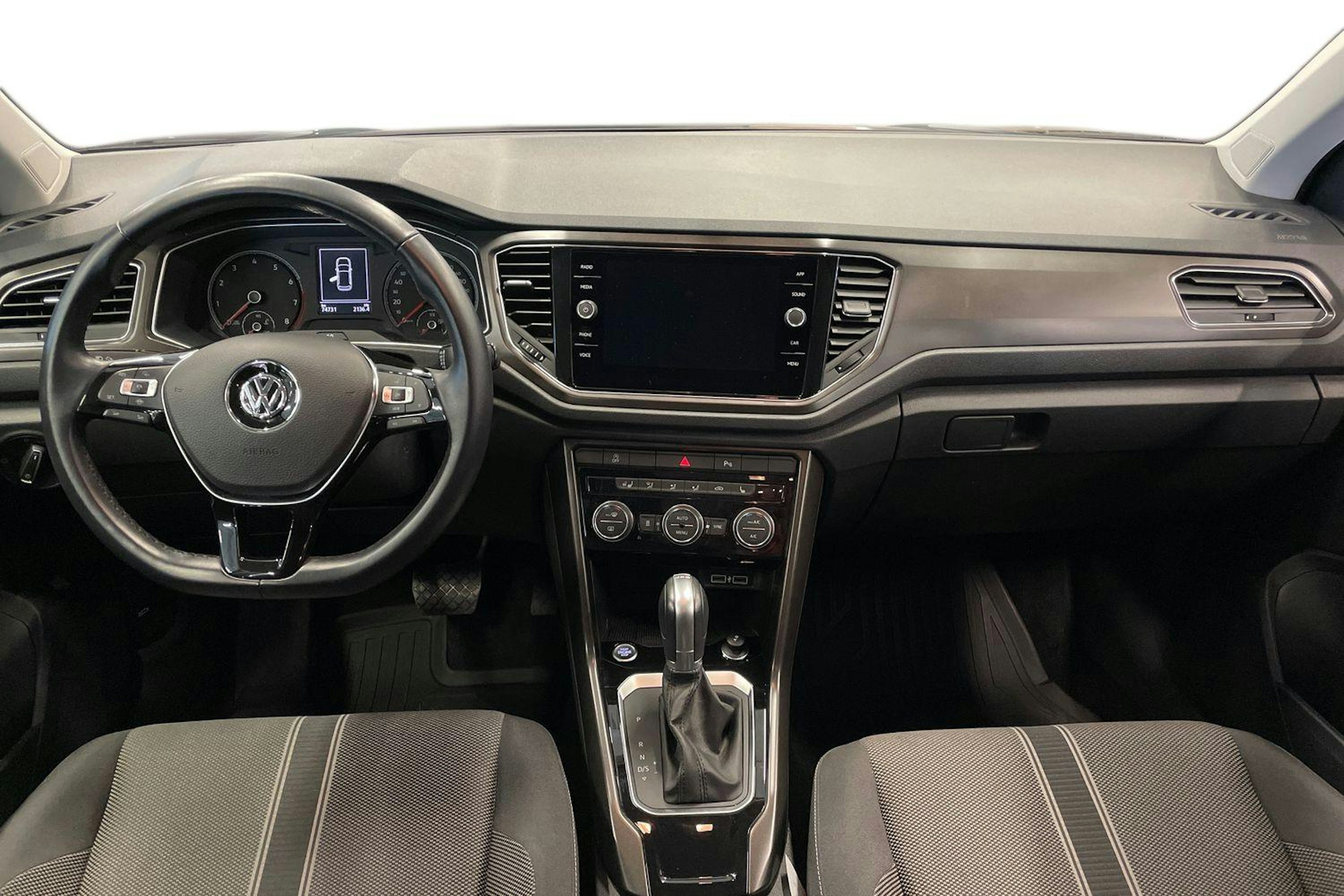 harmaa Volkswagen T-Roc 2019 kuva 9.