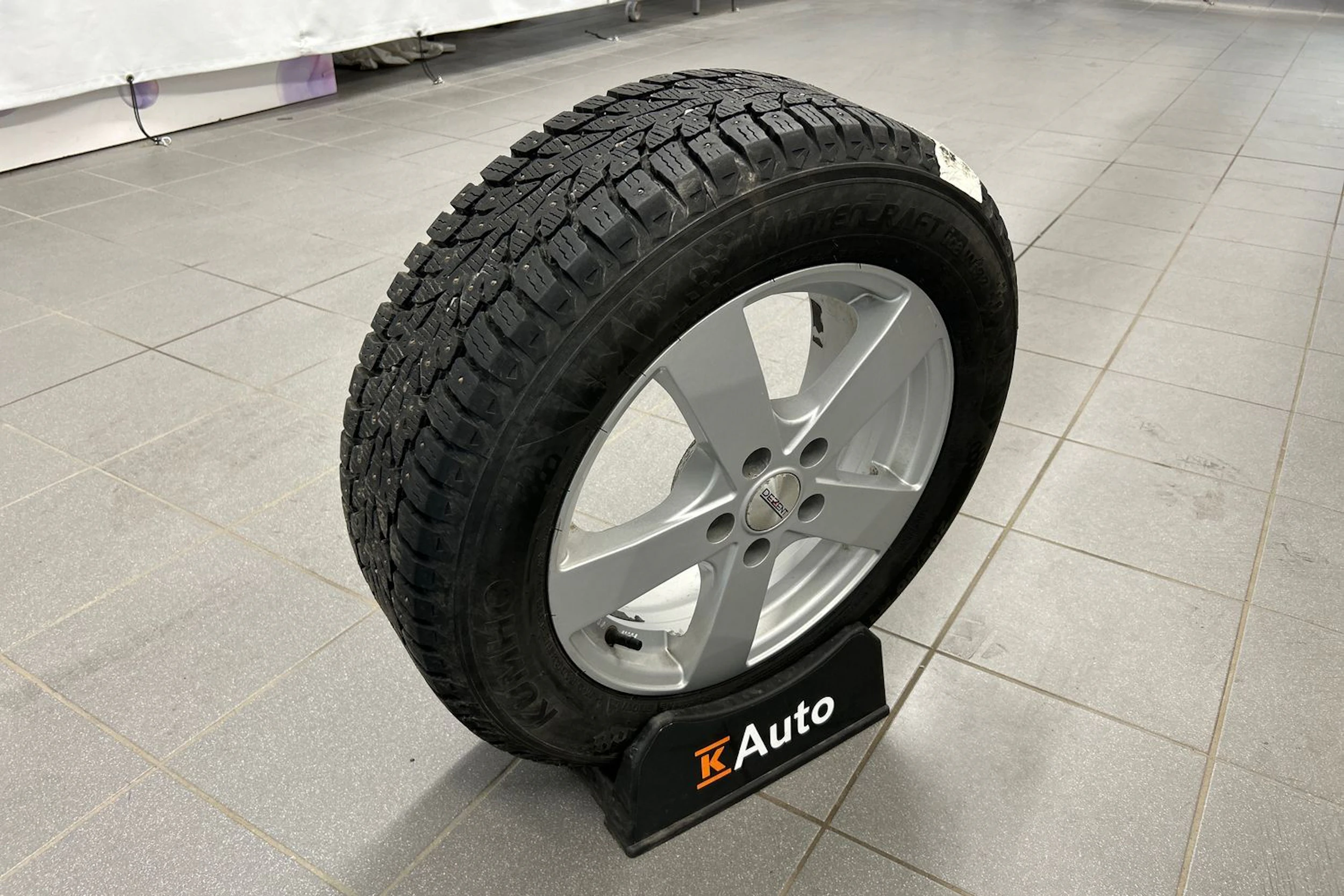 met. keltainen Volkswagen T-Roc 2019 kuva 14.