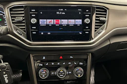 met. keltainen Volkswagen T-Roc 2019 kuva 18.