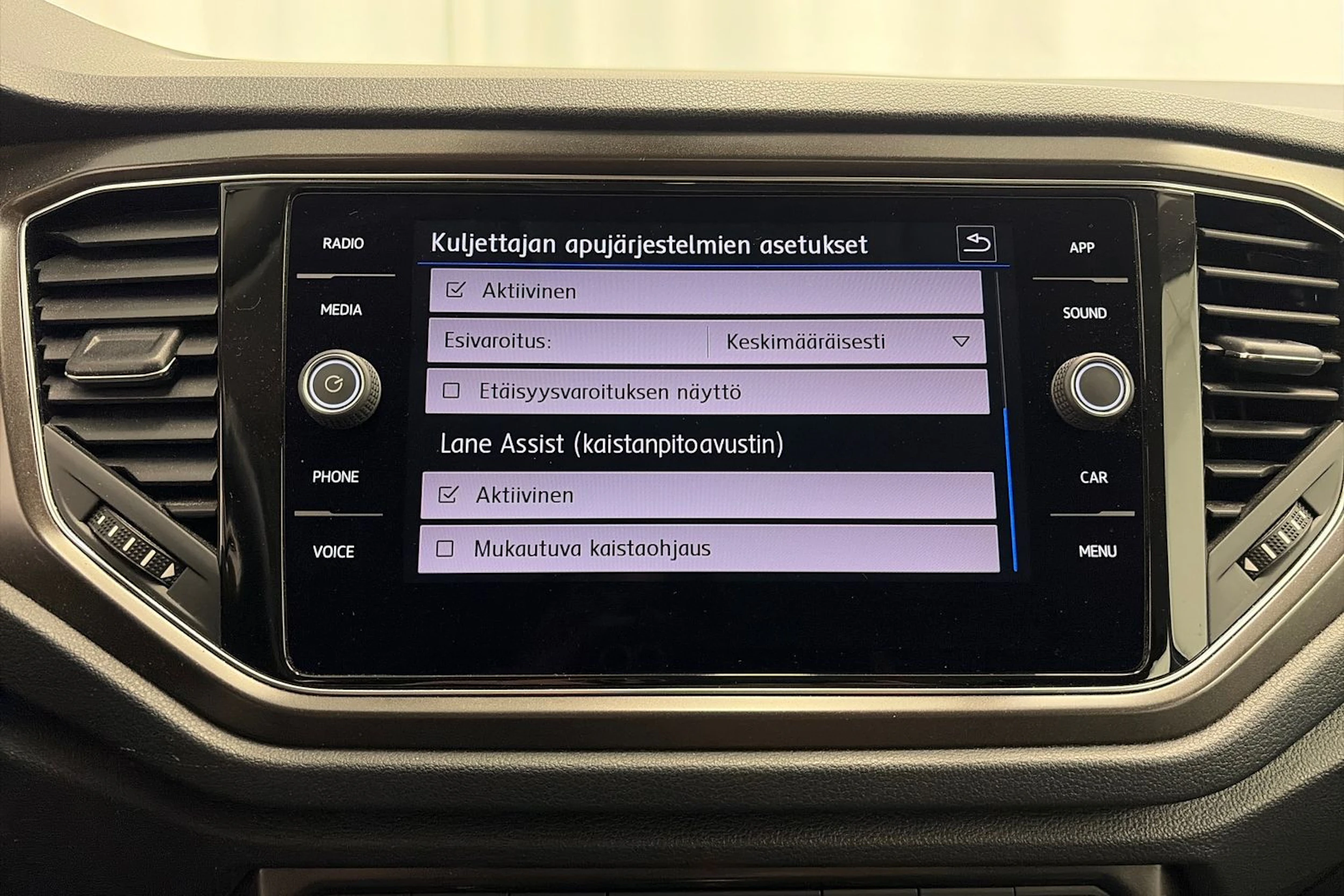 sininen Volkswagen T-Roc 2019 kuva 18.