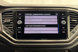 sininen Volkswagen T-Roc 2019 kuva 18.