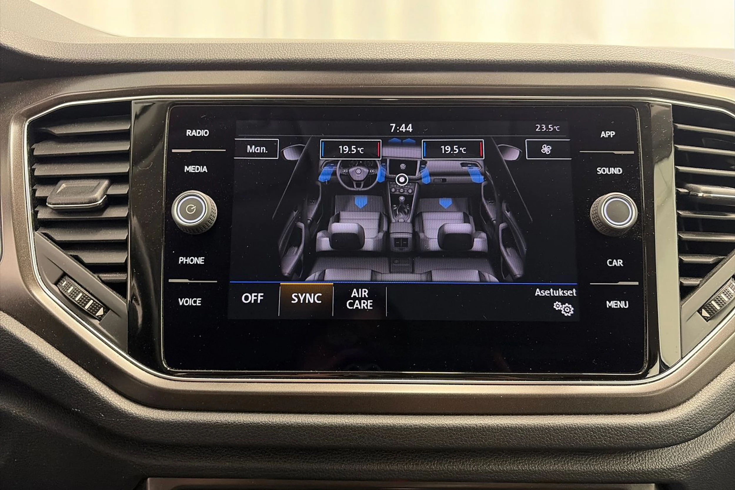 sininen Volkswagen T-Roc 2019 kuva 19.