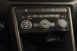 sininen Volkswagen T-Roc 2019 kuva 20.