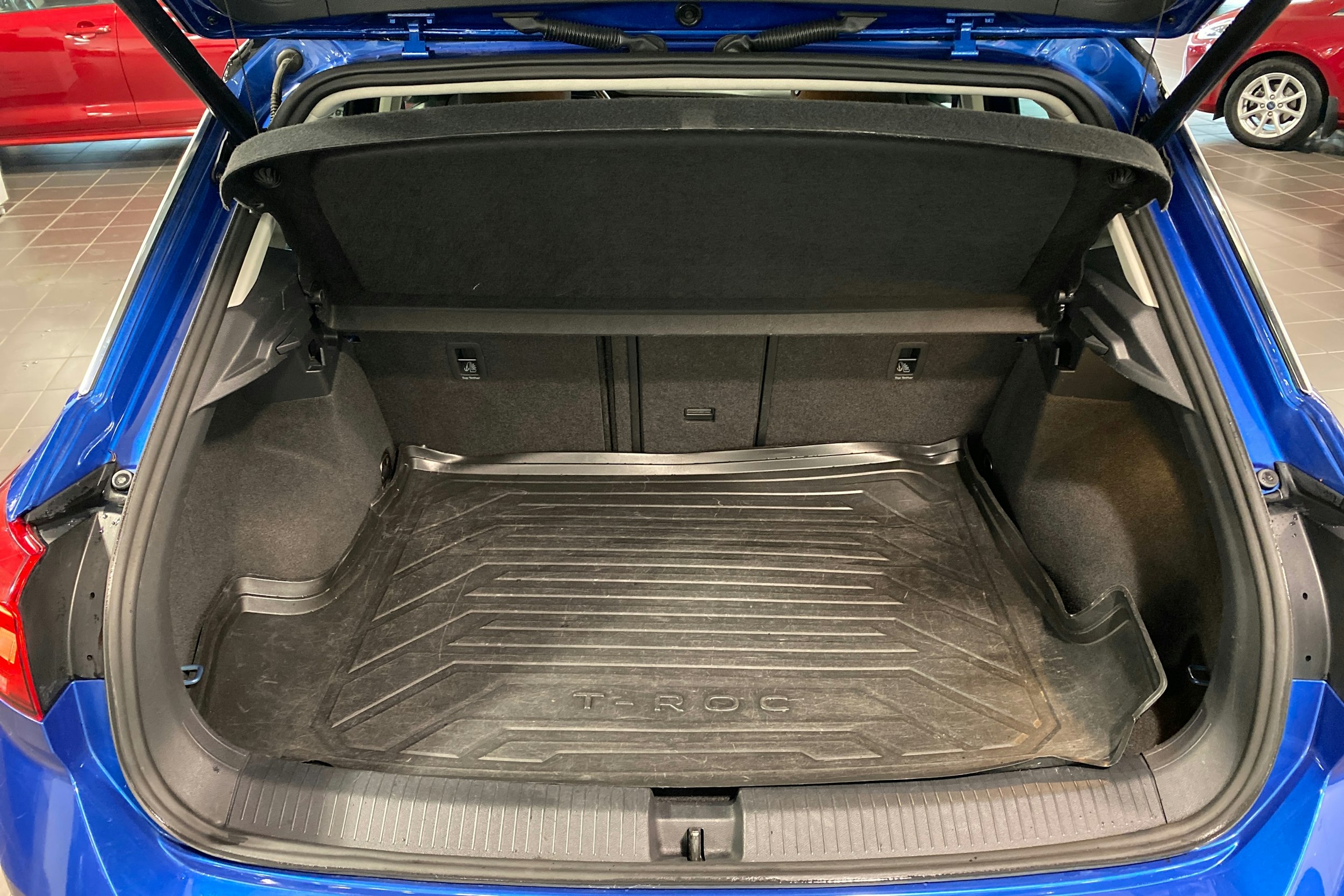 met. sininen Volkswagen T-Roc 2019 kuva 14.