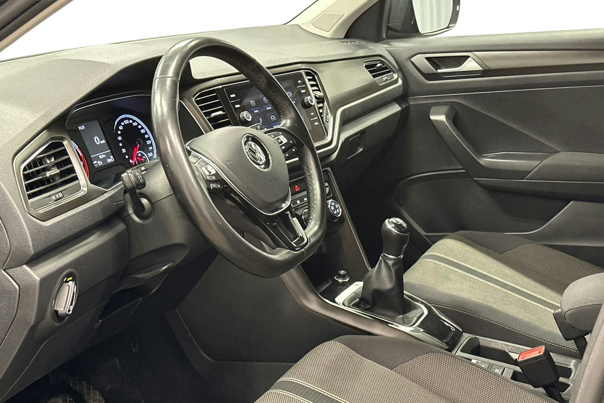 harmaa Volkswagen T-Roc 2019 kuva 7.