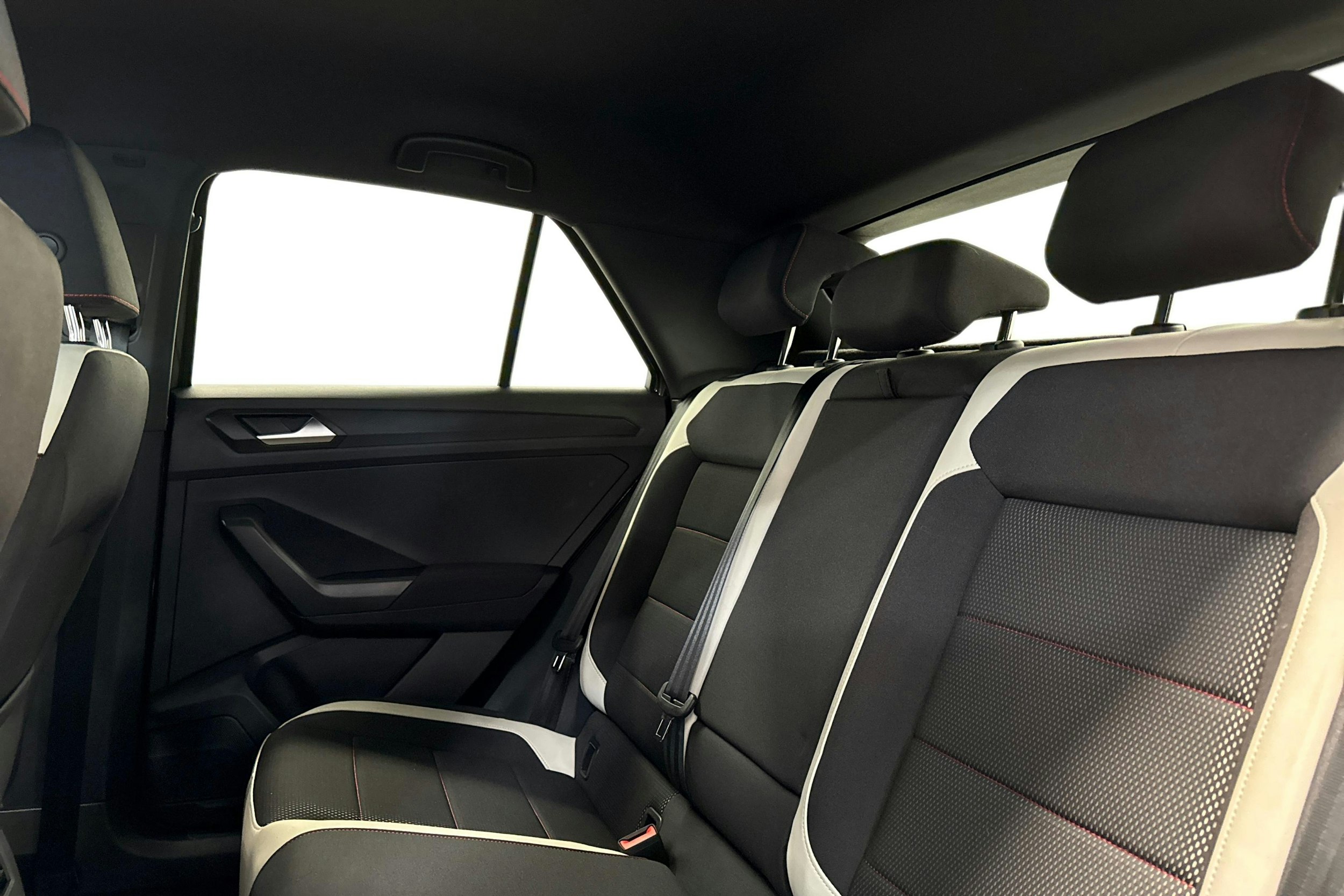 ruskea (beige) Volkswagen T-Roc 2019 kuva 10.