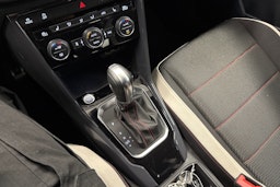 ruskea (beige) Volkswagen T-Roc 2019 kuva 19.