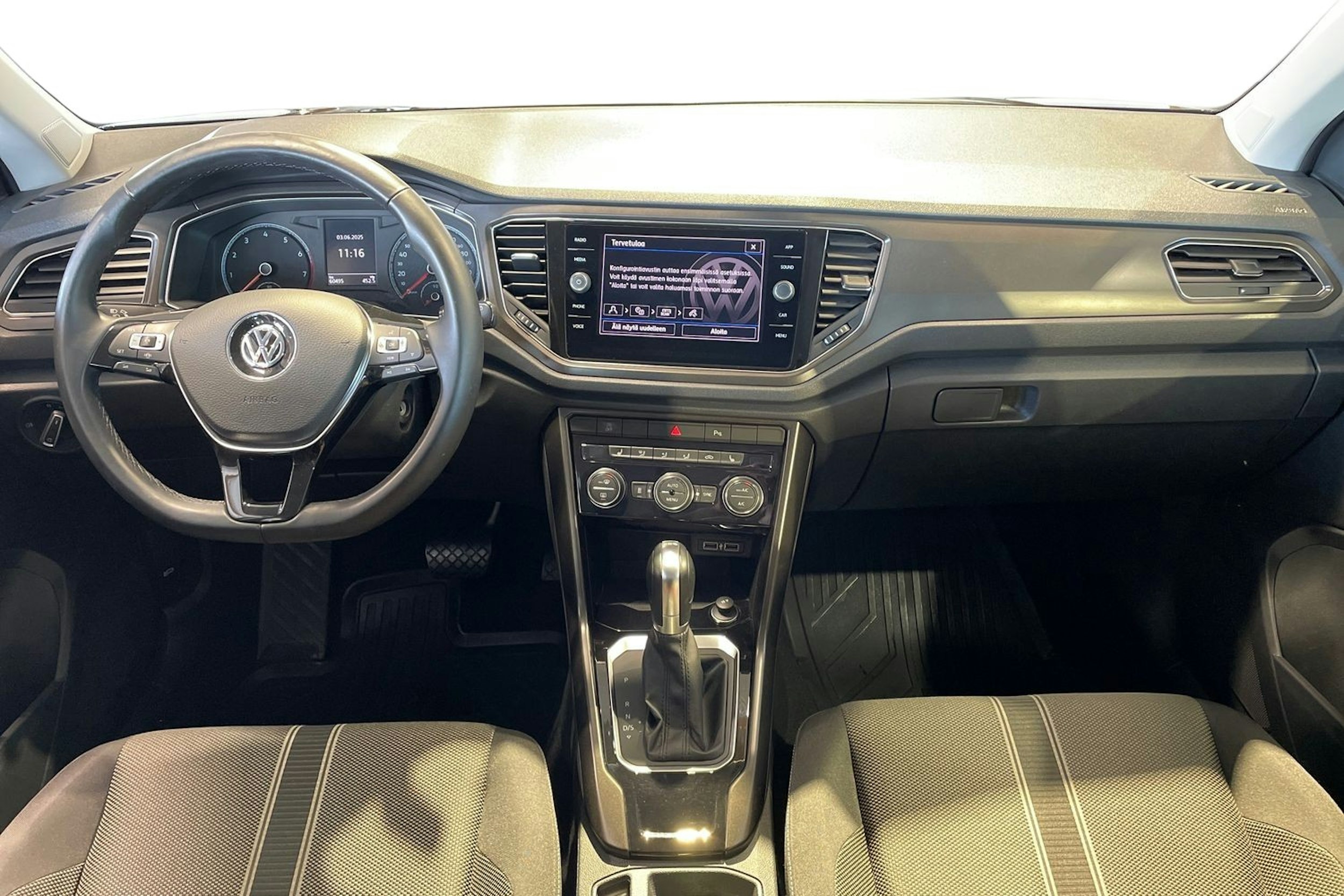 Ruskea (beige) Volkswagen T-Roc 2019 kuva 9.