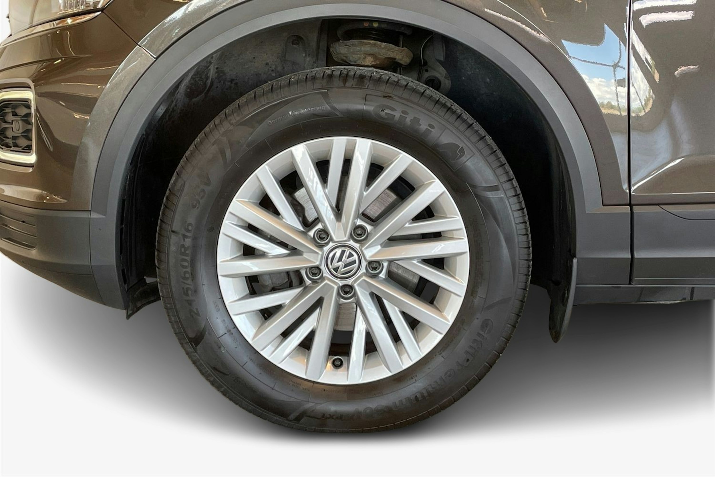 Ruskea (beige) Volkswagen T-Roc 2019 kuva 11.