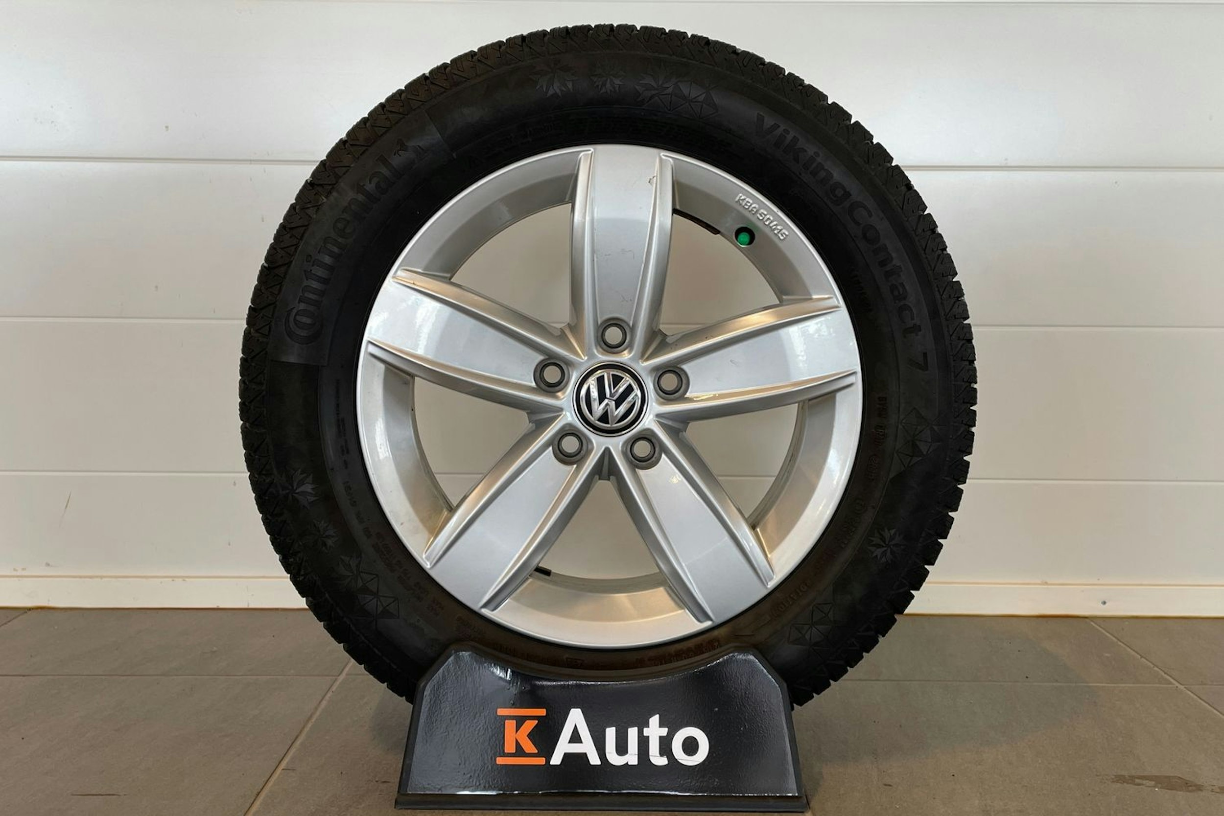Ruskea (beige) Volkswagen T-Roc 2019 kuva 13.