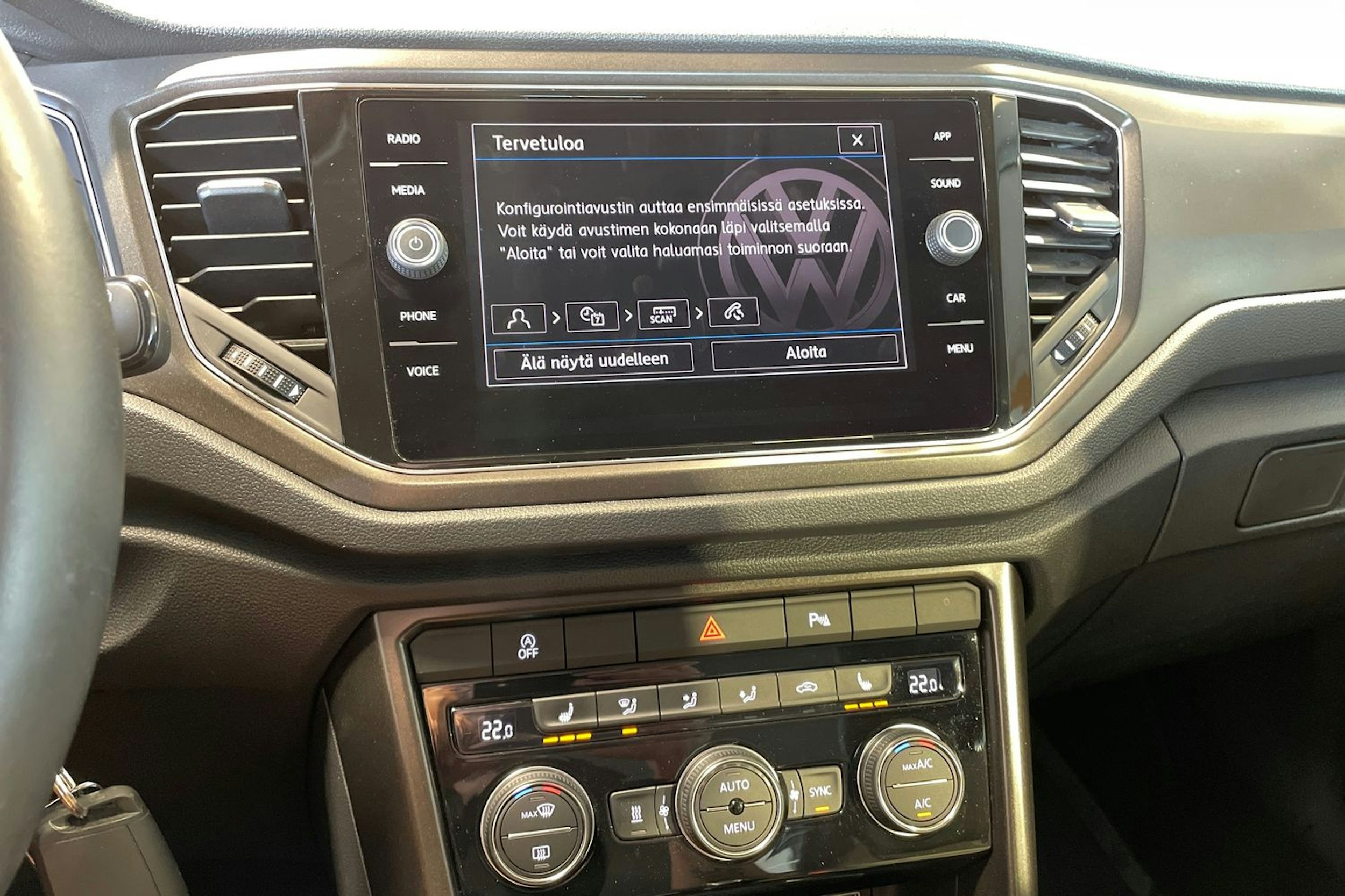 Ruskea (beige) Volkswagen T-Roc 2019 kuva 19.