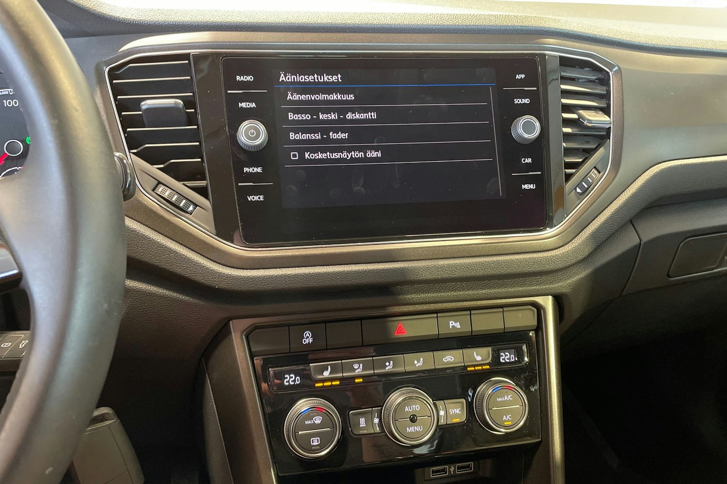 Ruskea (beige) Volkswagen T-Roc 2019 kuva 22.