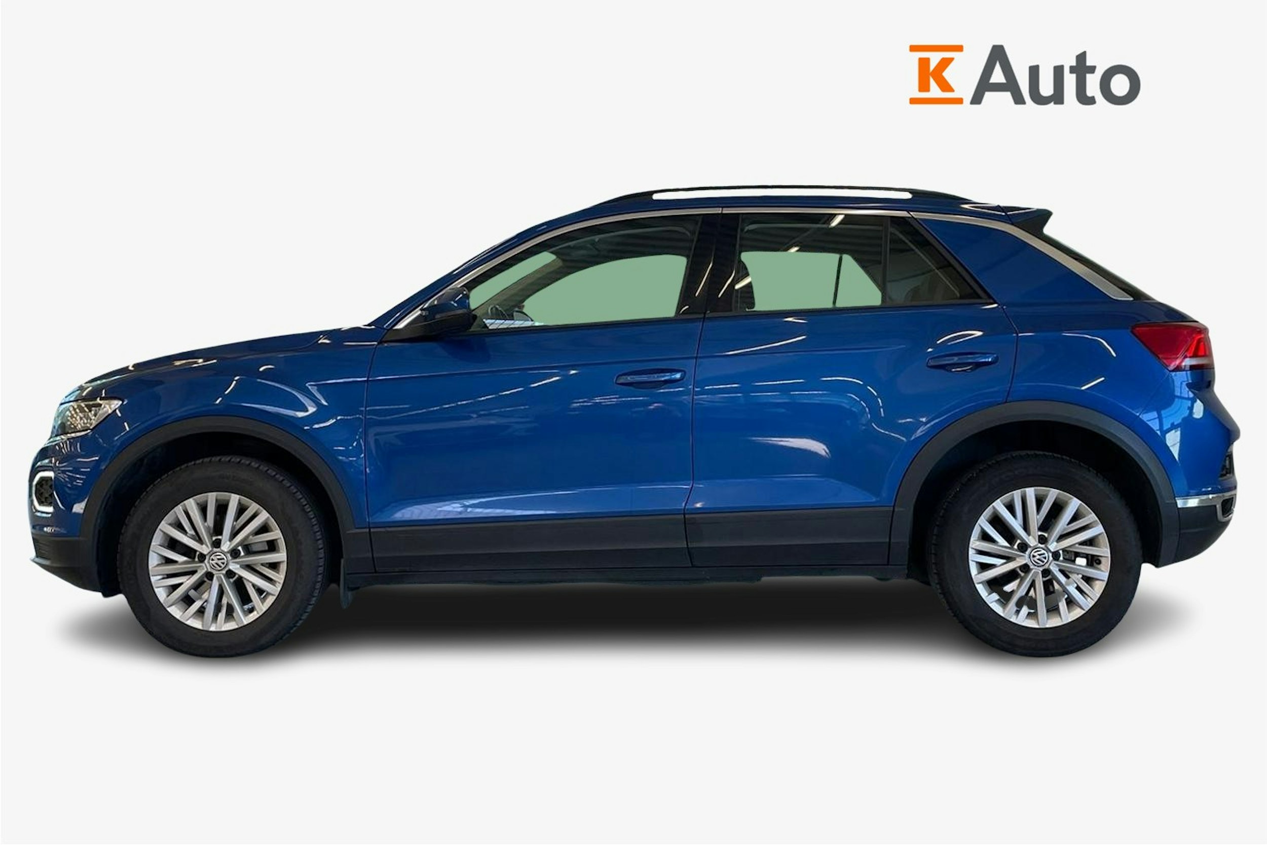 Sininen Volkswagen T-Roc 2019 kuva 6.