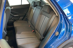 Sininen Volkswagen T-Roc 2019 kuva 10.