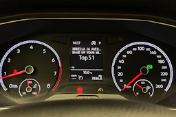 musta Volkswagen T-Roc 2019 kuva 16.