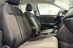musta Volkswagen T-Roc 2019 kuva 25.